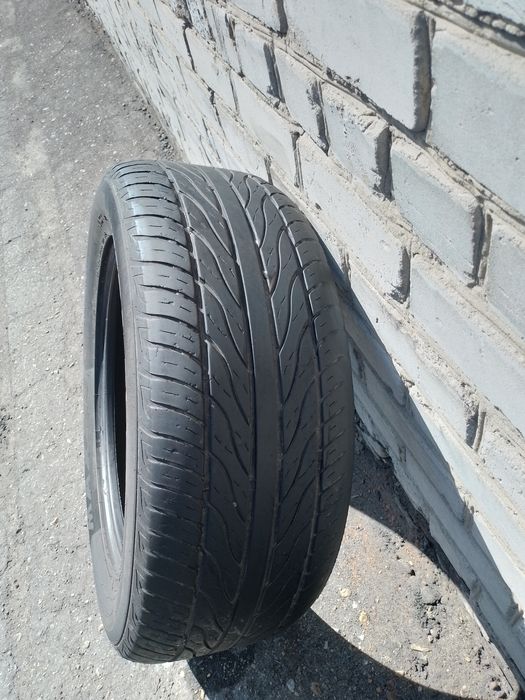 275/55/20 Продам шины MAXXIS