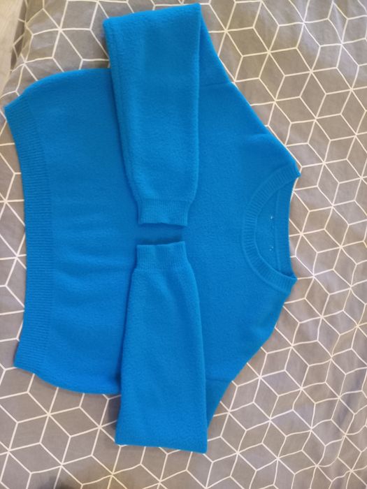 Дамски блузи и пуловери