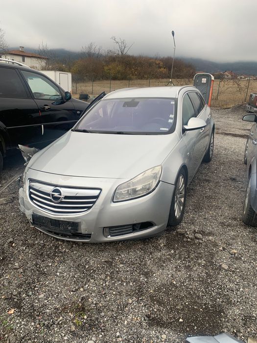 Opel Insignia 2.0cdti 2010г автоматик