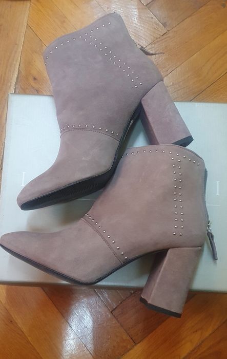 Botine noi Lazzarini nepurtate piele întoarsă lila