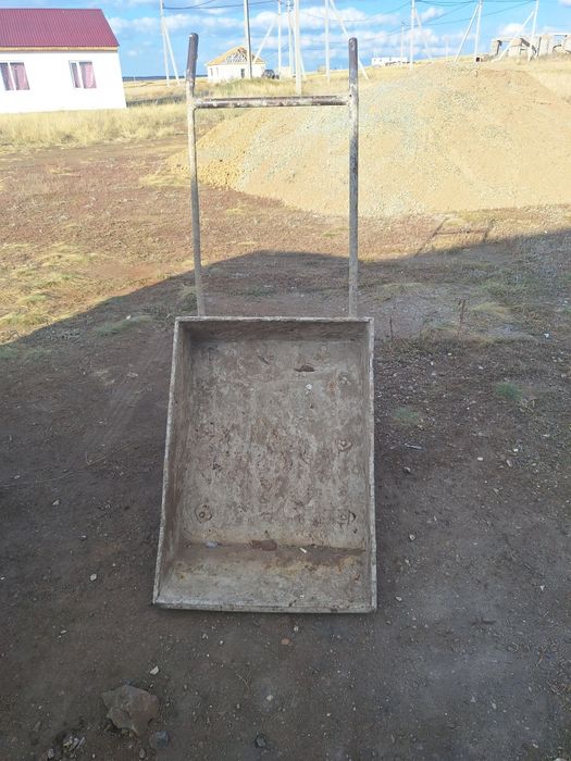 Продам  строительный тачку