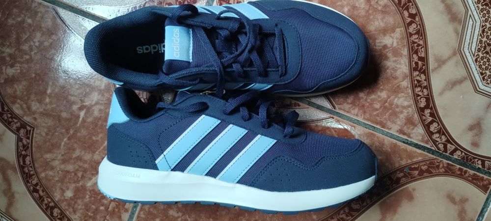 Adidas Run 60',originali,38 cu 24cm!