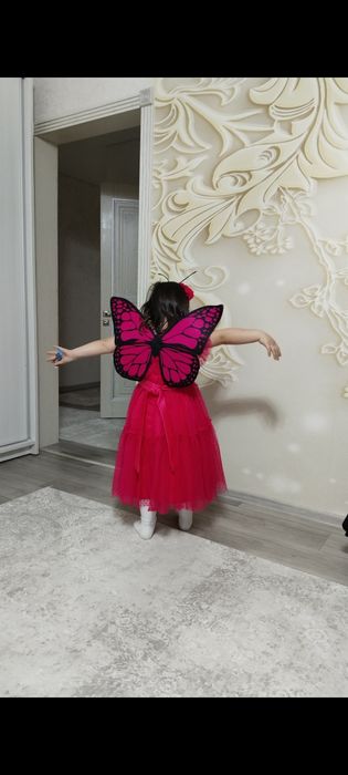Продам костюм бабочки