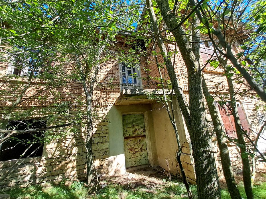 Продава се Къща в Варна, Колхозен пазар - 100 кв.м за 210 €/кв.м - Снимка #1