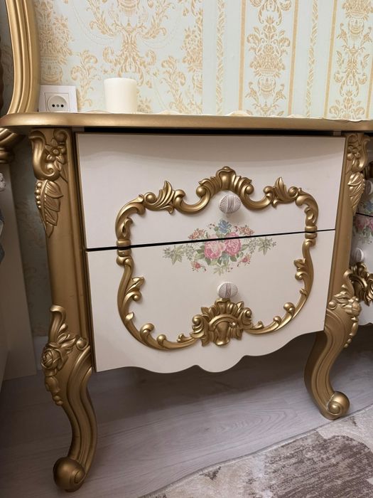 Продам спальни гарнитур