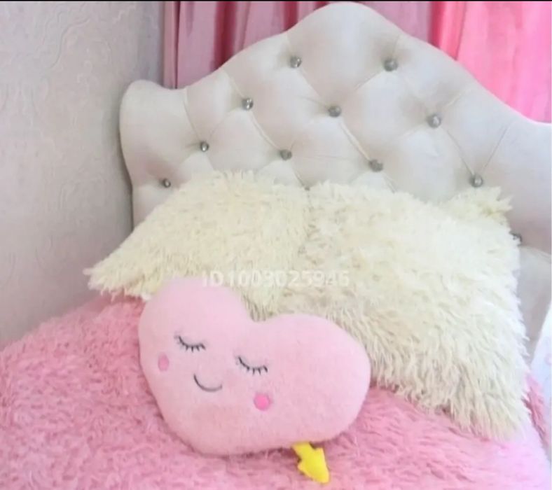 Продаётся в 4 микрорайоне 3-х комн. квартира