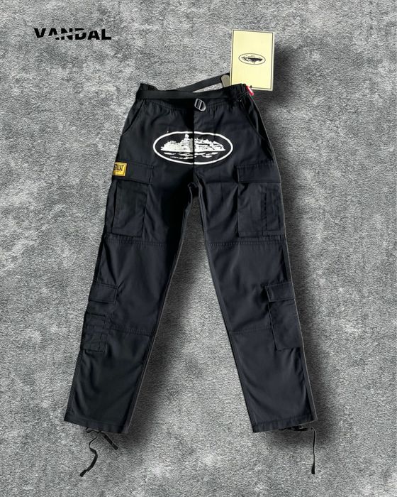 Corteiz cargos black and white