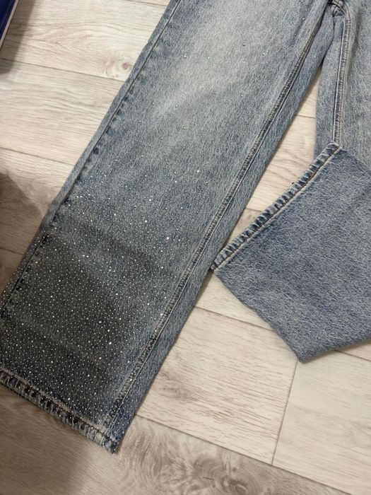 Продается джинсы denim