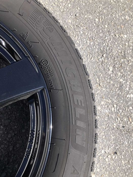 227 - 4бр. Алуминиеви джанти 17'' 5x115 с гуми 225/55R17 Opel