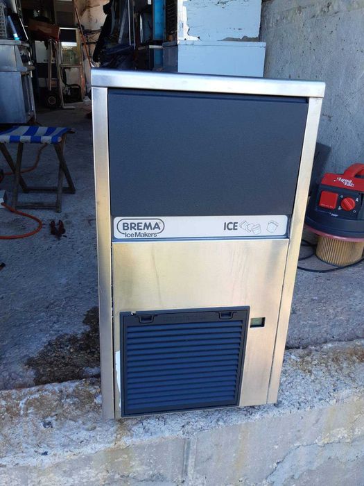 Професионален Ледогенератор KASTEL