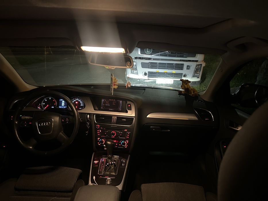 Vand/Schimb Audi a4 B8