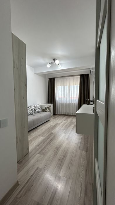 Garsoniera de inchiriat + Loc de parcare privat inclus