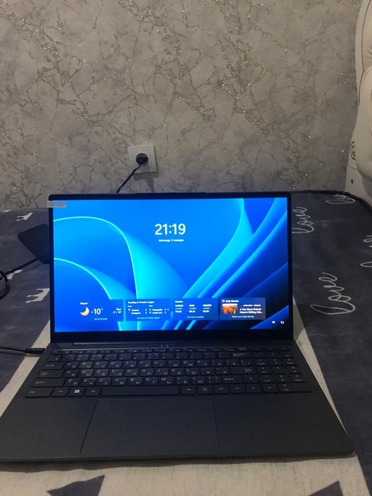 ноутбук VIOTEK идеал