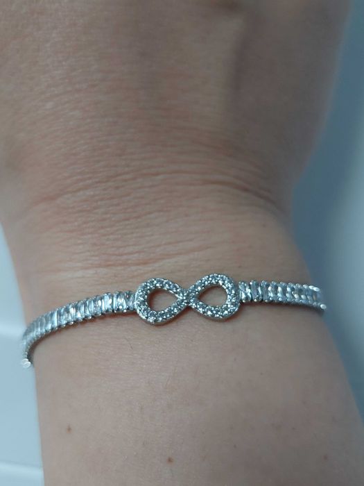 Гривни от медицинска стомана