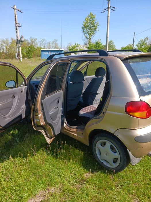 Vand Matiz 2005 functional.cu toate optiunile ce se putea pune pe un matiz la anul acela