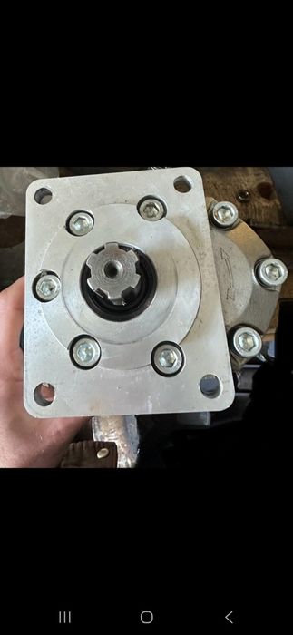 Продам насос для техники