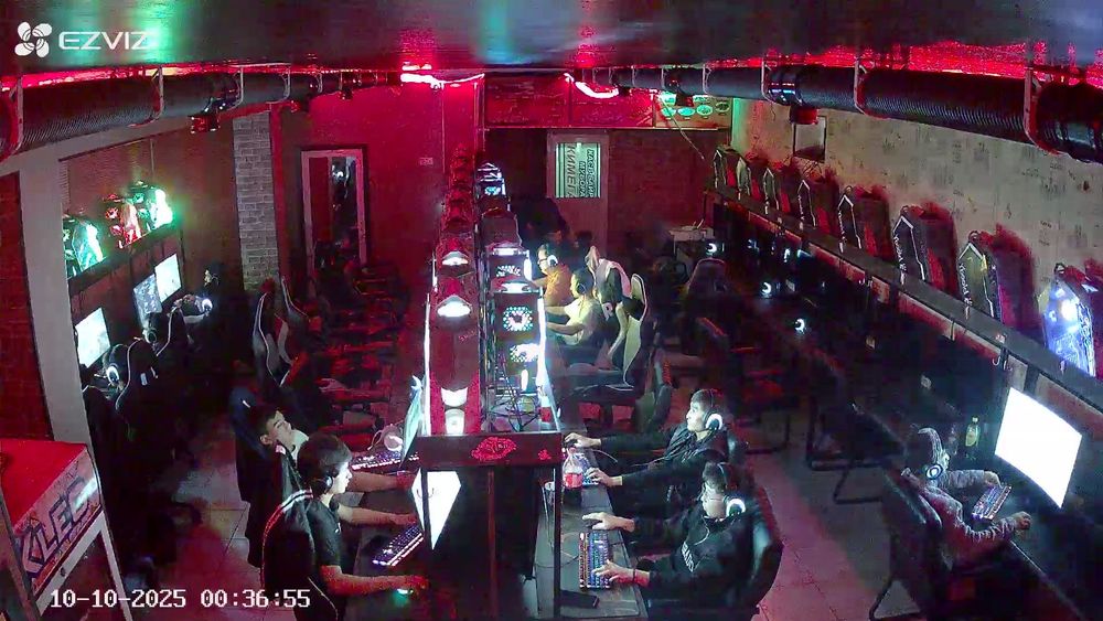 здания безнеси билан сотилади 600.000$!