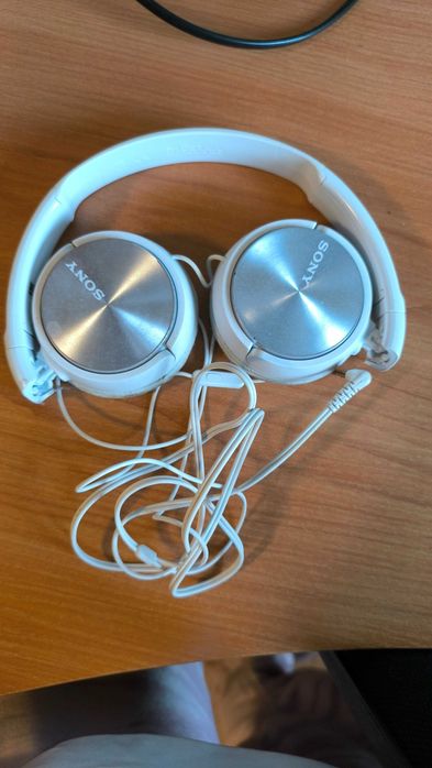 Слушалки Sony - MDR-ZX310AP, бели