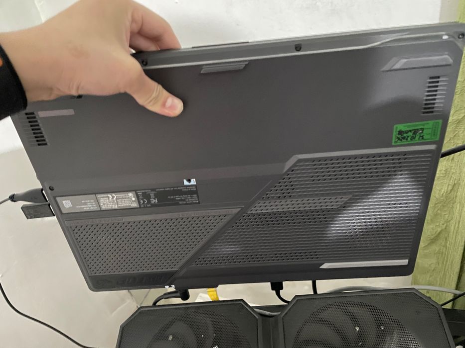 ASUS ROG Strix G17 (Ryzen 9 / RTX 3060 / 32 ГБ / 1 ТБ SSD)