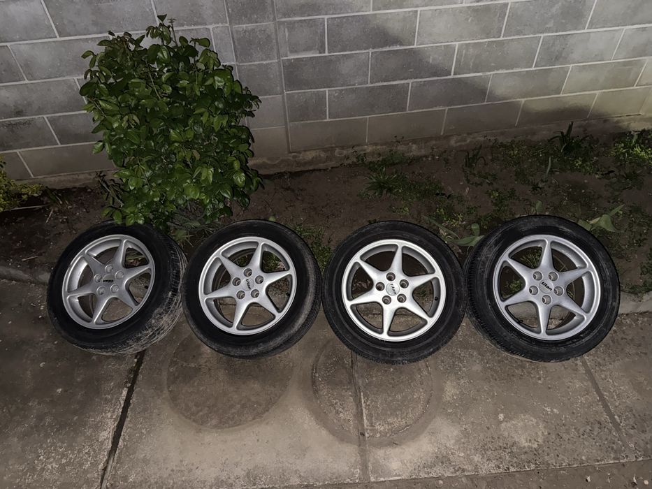 Vand 4 jante aliaj 16” 5x110 cu caucicuri pe ele si un set c. 17”