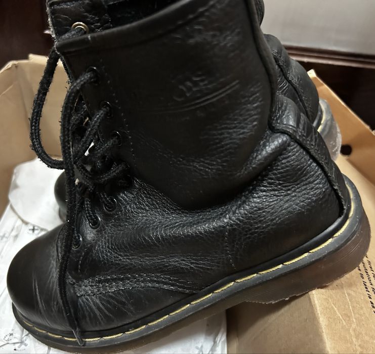 Отдам даром ботинки Dr Martens
