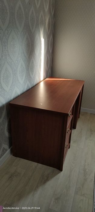 Продам рабочий стол