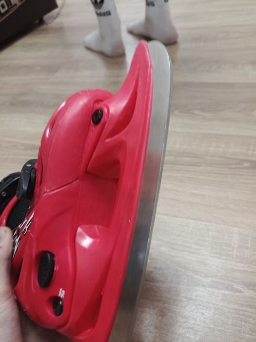 Продам коньки 30-33 размер