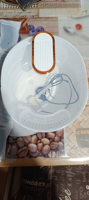Fântână apă pisici 3L nouă + 6 filtre bonus!