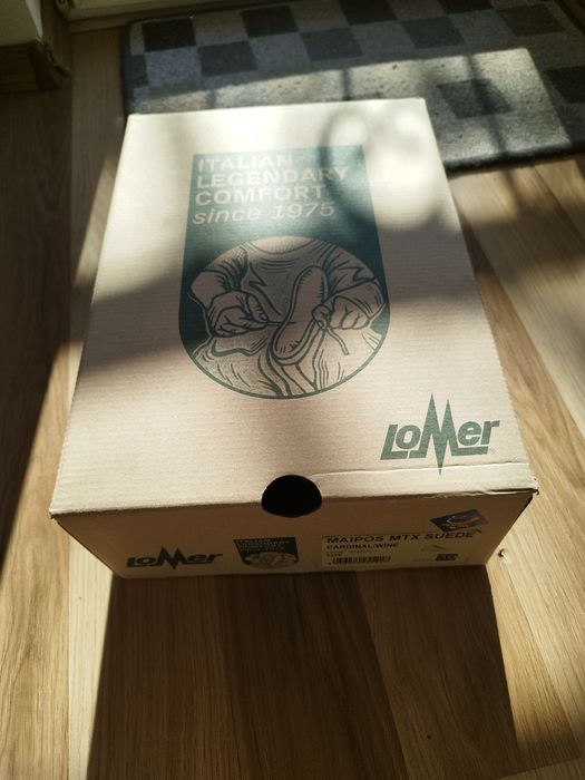 Туристически дамски обувки Lomer 39