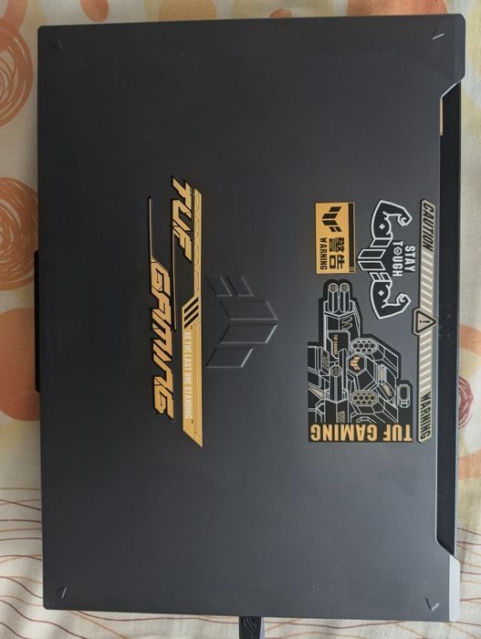 ASUS TUF GAMING A16 FA607PI RTX4070 AMD Ryzen 9 7845HX