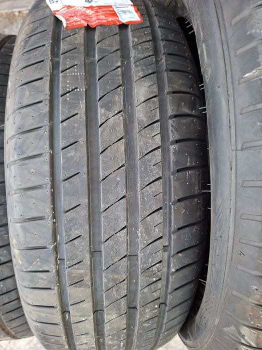 Продам шины 215/55/17 Китай