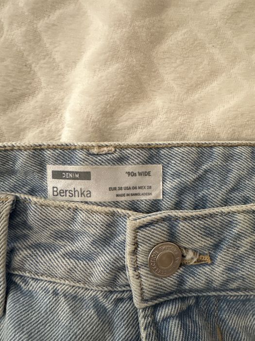 Bershka Сини скъсани дънки 38/М размер