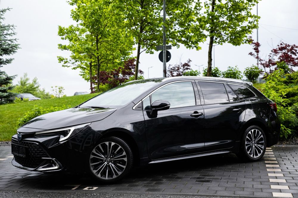 TOYOTA Corolla 2023