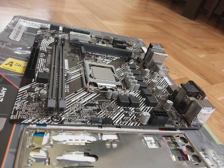 Intel Core i7 10700 + Asus Prime H410M-A
