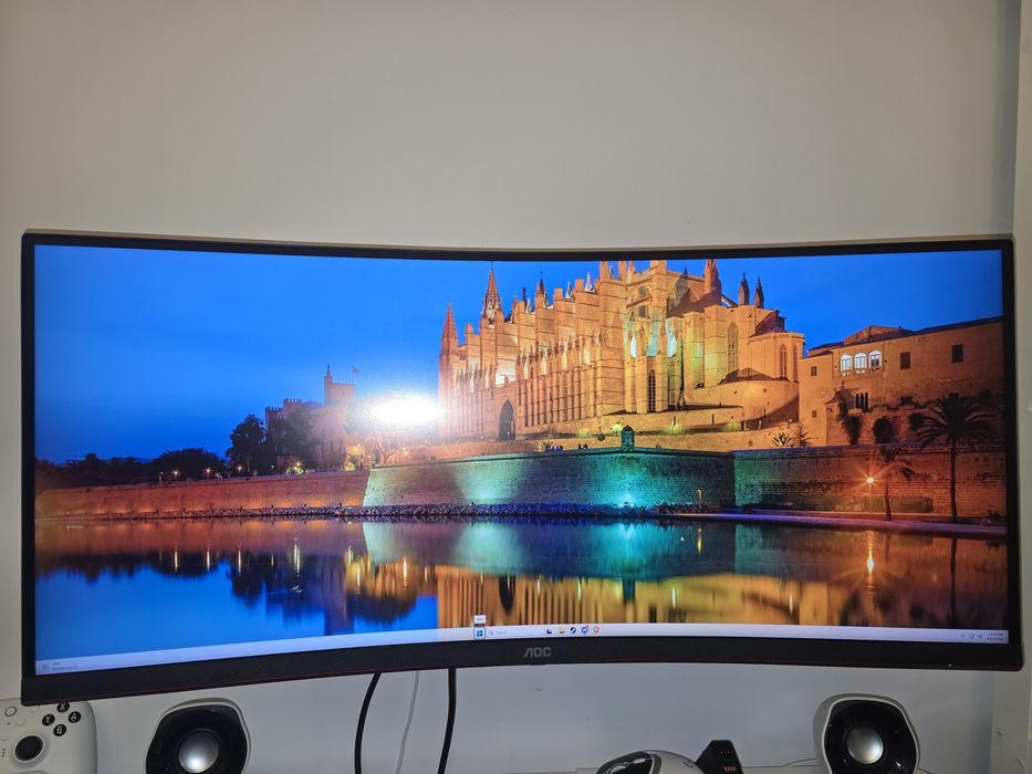 Monitor AOC Ultra Wide 144HZ 34"