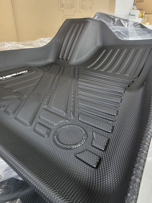 К-кт 3 части 3D трислойни TPE стелки за Tesla Model 3 (2019-2023), NOVSIGHT, черни