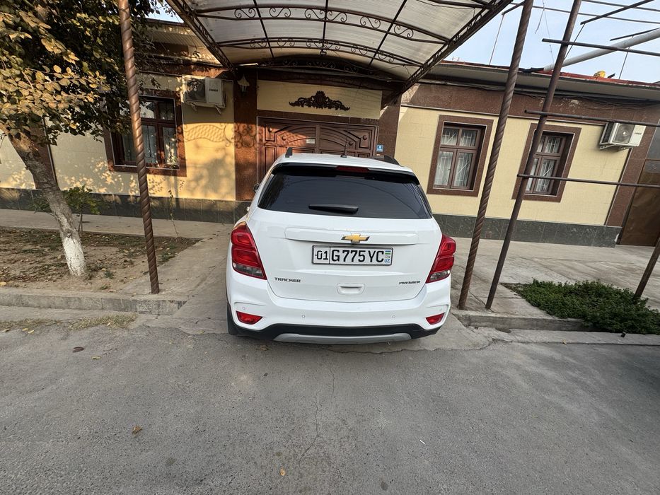 Tracker 1 avtamat full