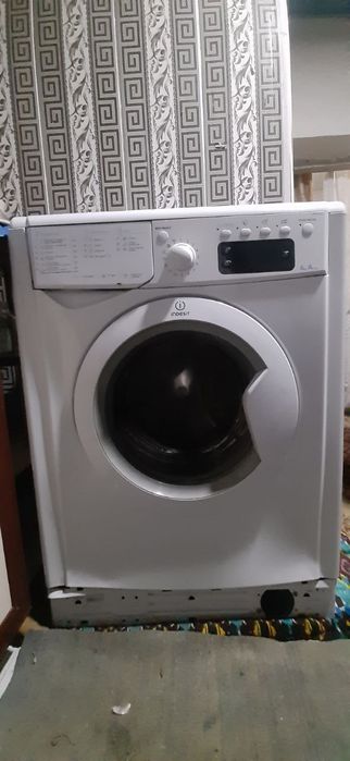 Продается автомат машинка