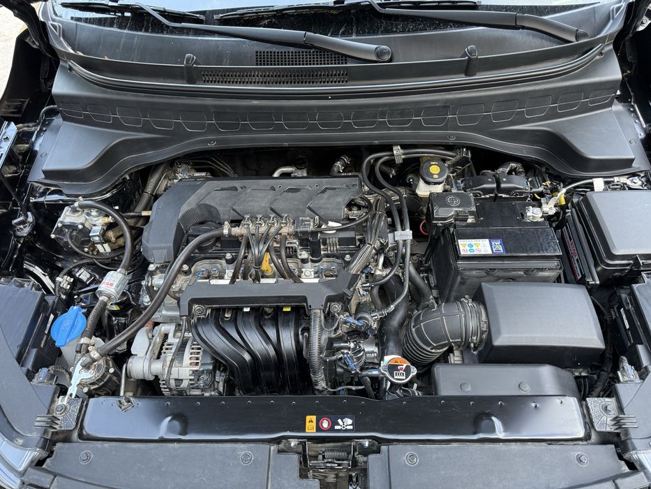 Kia sonet 3 pozitsiya(prestige) sotiladi