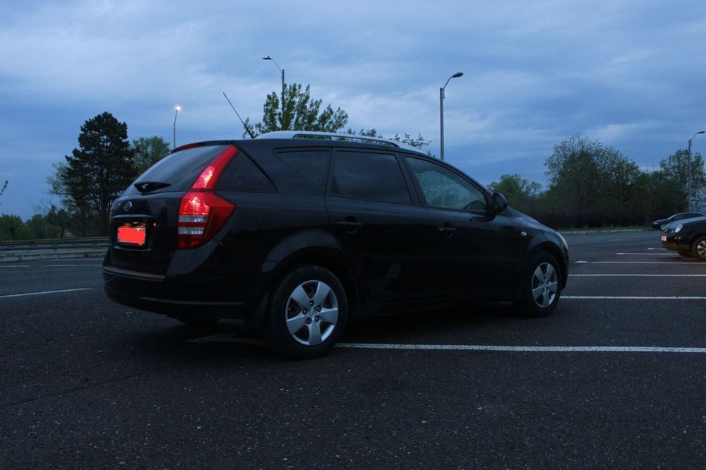 Kia Ceed 2008 1.4 benzină