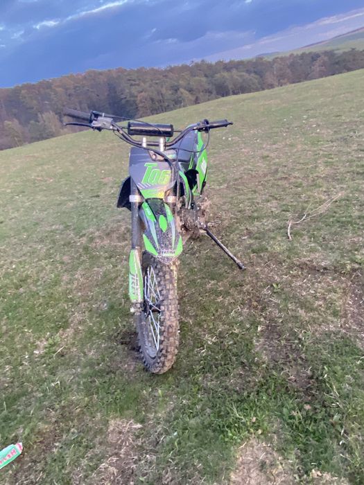 Vând Motocross 125 4t