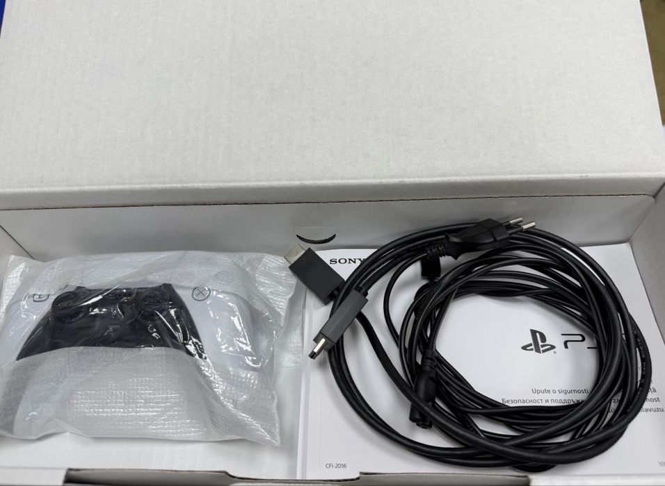 1TB Playstation 5 DISC Slim PULSAR гаранция до 2025 г. White