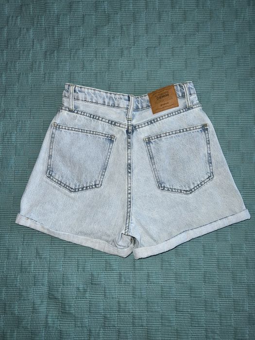 Короткие шорты от DENIM