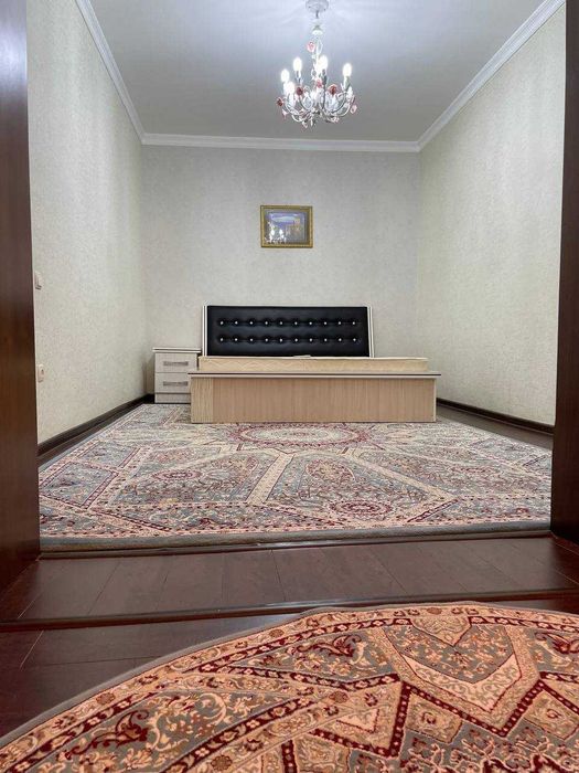 (Добрый) ЦУМ, 82 м², 3/2/4, Просторная квартира