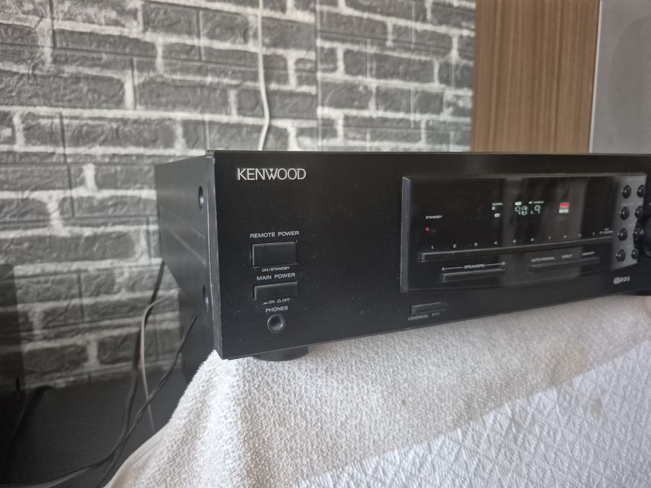 Amplituner Kenwood RDS