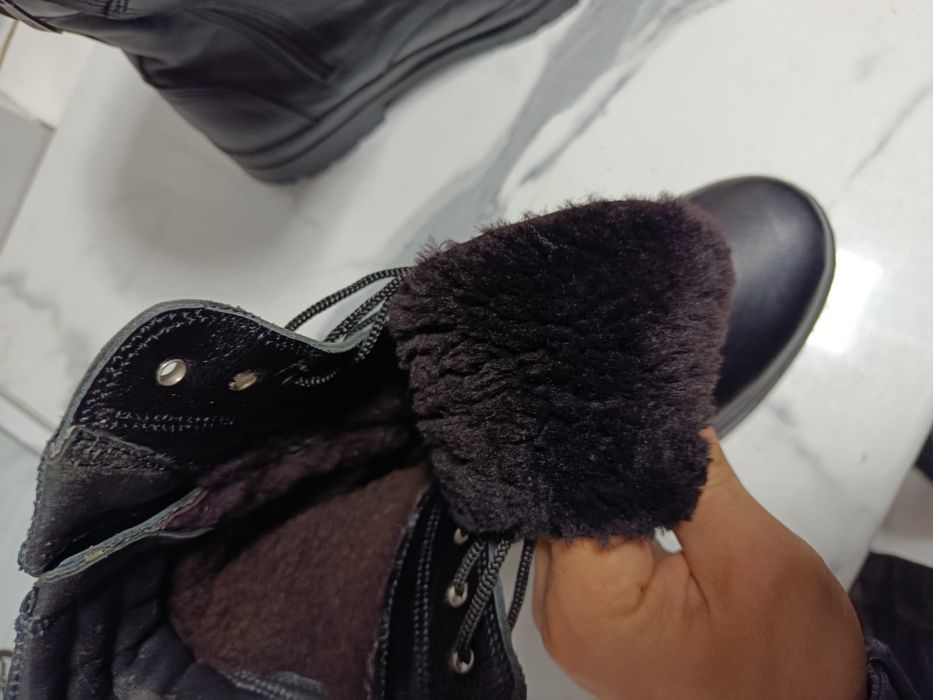 Продам берцы и туфли