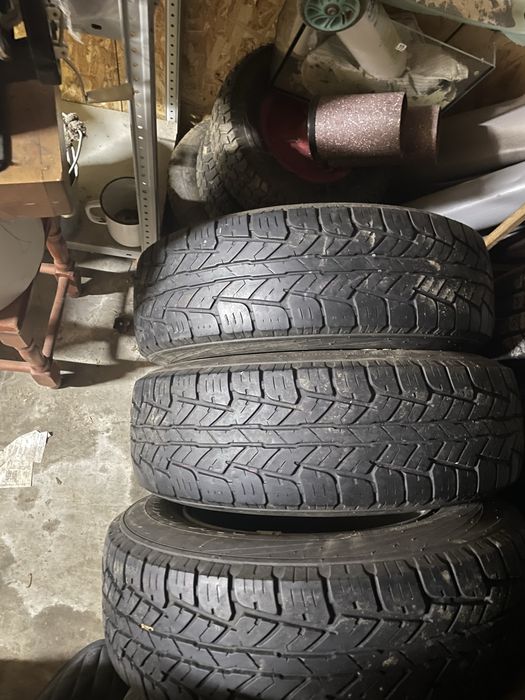 Продам резину без дисков