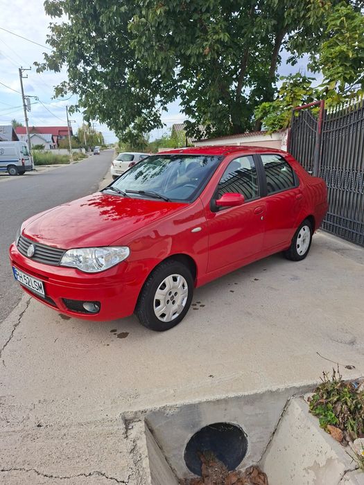 Vând Fiat Albea an 2009