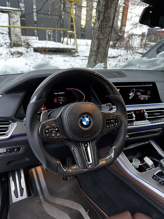 Volan BMW M Carbon Seria G - Incalzire - Vibratii - Traffic Jam Assist