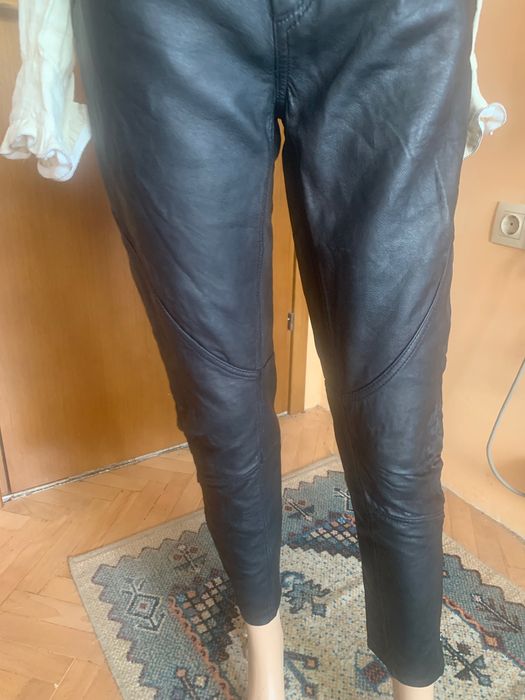 Дамски кожен панталон, размер М